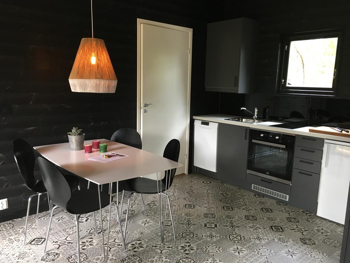 Maven Kustnaera Stugor Kappelshamn Exterior foto